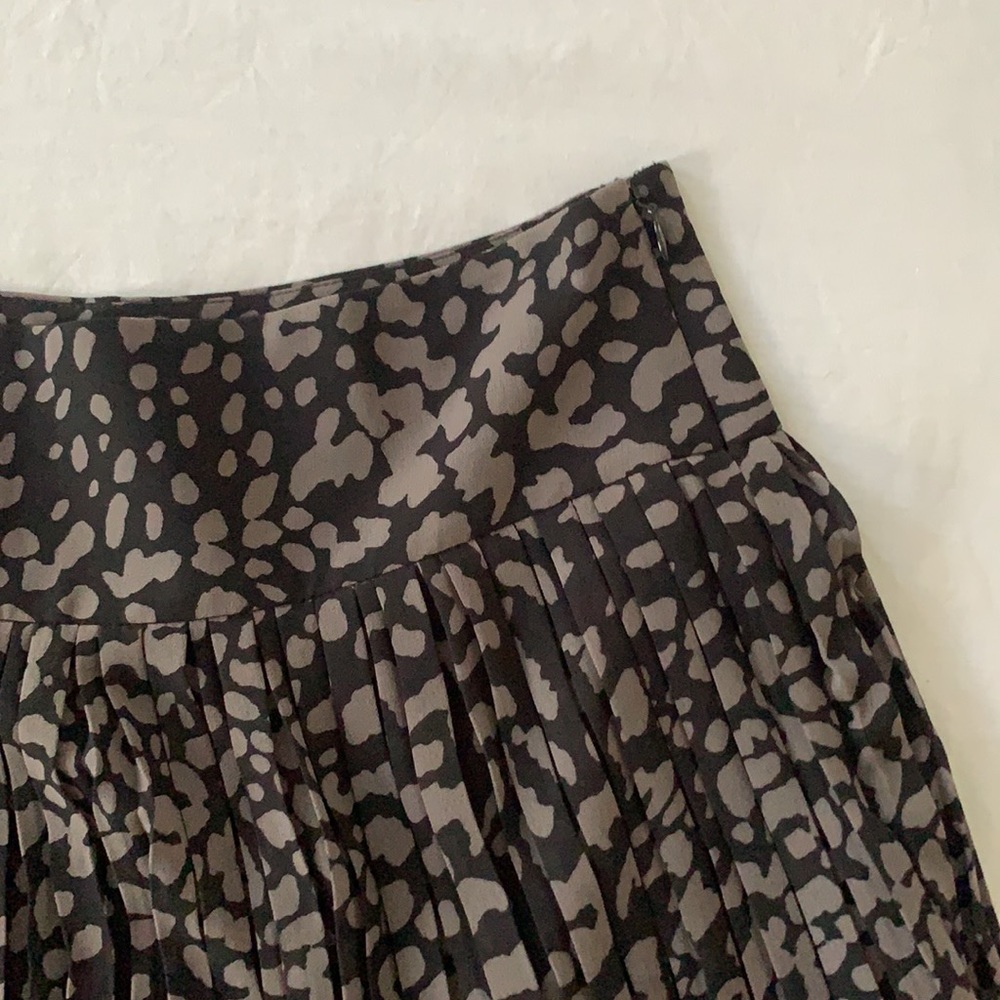 Ann Taylor Loft Black Animal Print Pleated Skirt